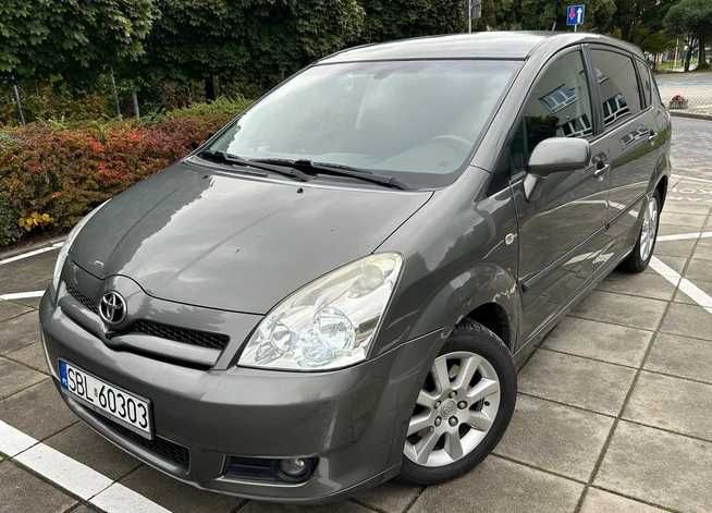 Двері Разборка Toyota Corolla Verso II Шрот Тойота Королла Версо Двери