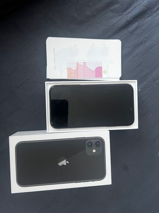 iPhone 11 – na sprzedaż  Sprzedam iPhone 11. Telefon działa sprawnie. W zestawie etui.