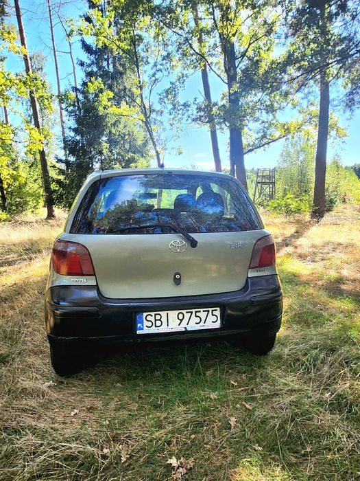 TOYOTA YARIS 1.0 bebzyna 2003 - niezawodna i oszczędna!