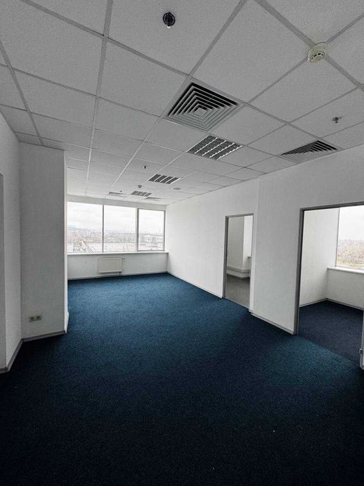 Оренда офісу 360 м² у Бізнес-центрі «Європа» Голосіївський район