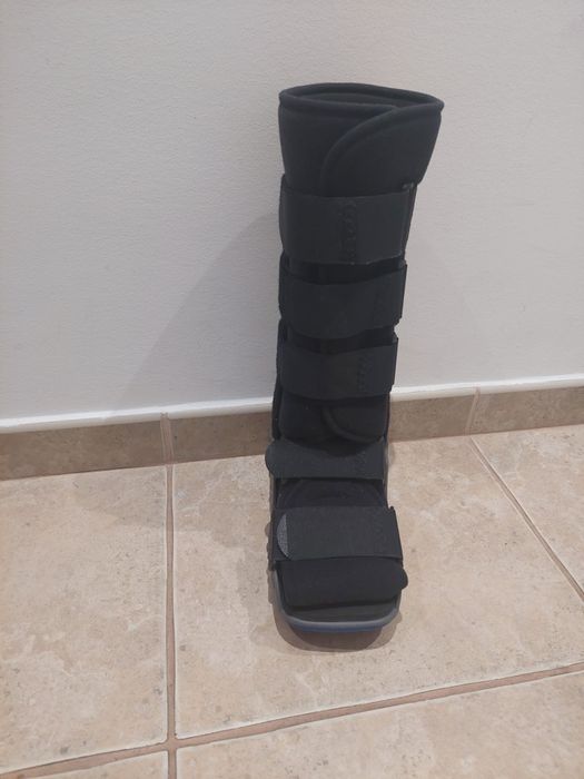 Bota Walker - com pouco uso 

55€