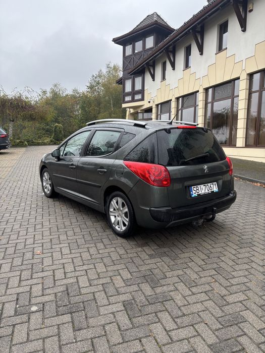 Peugeot 207SW kombi/ 2009r/Hak Klimatyzacja/Dobry stan 1.4 benyzna