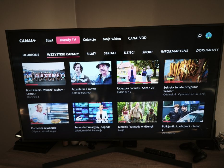 Samsung 55 cali UHD, Smart TV DVB-T HDR