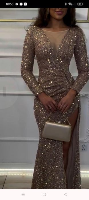 Śliczna cekinowa Suknia