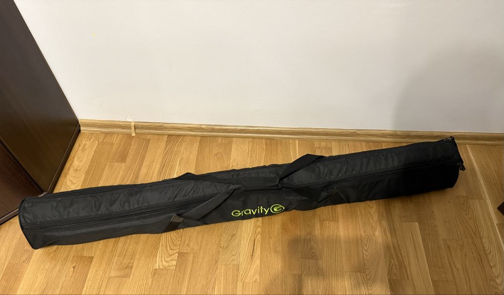 Statyw do instrumentów klawiszowych Stand4me z pokrowcem Gravity