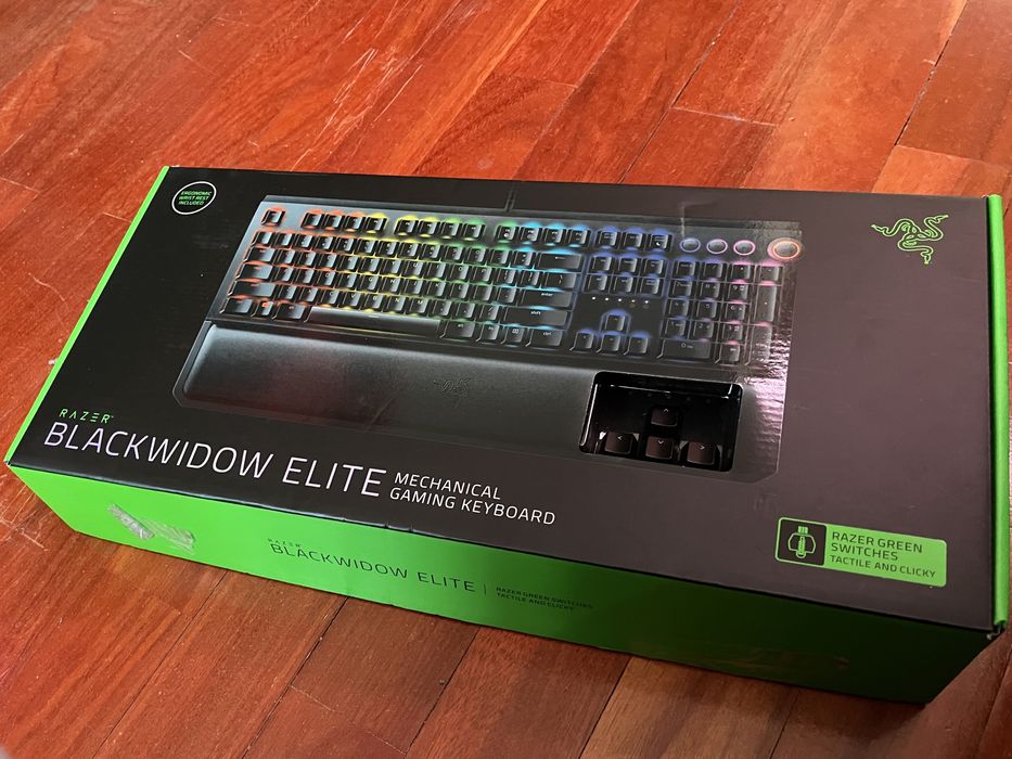 Teclado gaming mecânico RAZER BLACKWIDOW ELITE