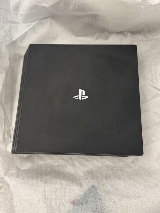 Konsola Sony PlayStation 4 Pro (PS4 Pro) + 2 Pady + Stacja Dokująca | Super Zestaw!