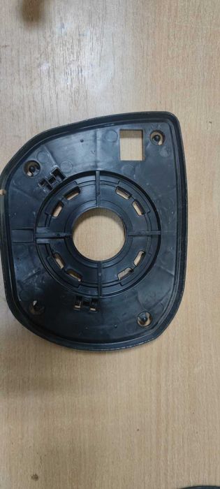 Оригінал кріплення правого бокового зеркала hyundai santa fe 2013-2017