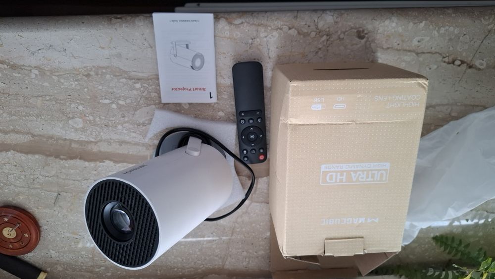 NOWY Projektor Magcubic HY300 Pro 4K
