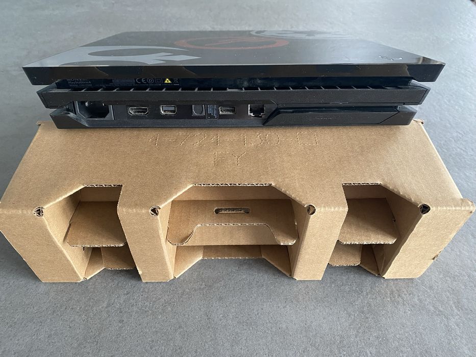 PS4 Pro Star Wars limited edition