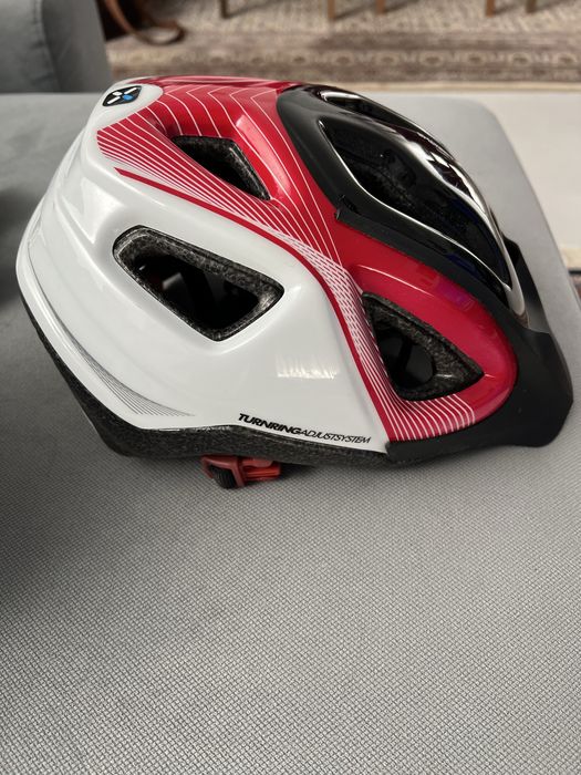 Capacete Ciclosmo/Patins ou  Trotinetas Tam M