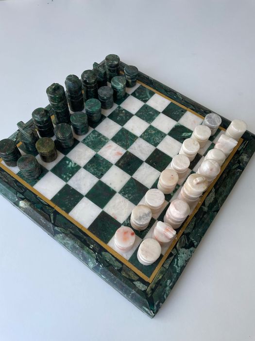 Jogo de Xadrez Vintage em pedra feito à mão