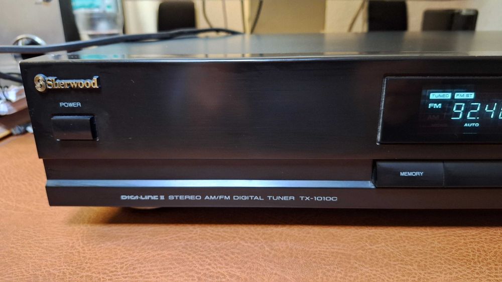 Sintonizador (Tuner) Sherwood TX-1010C c/Antena AM