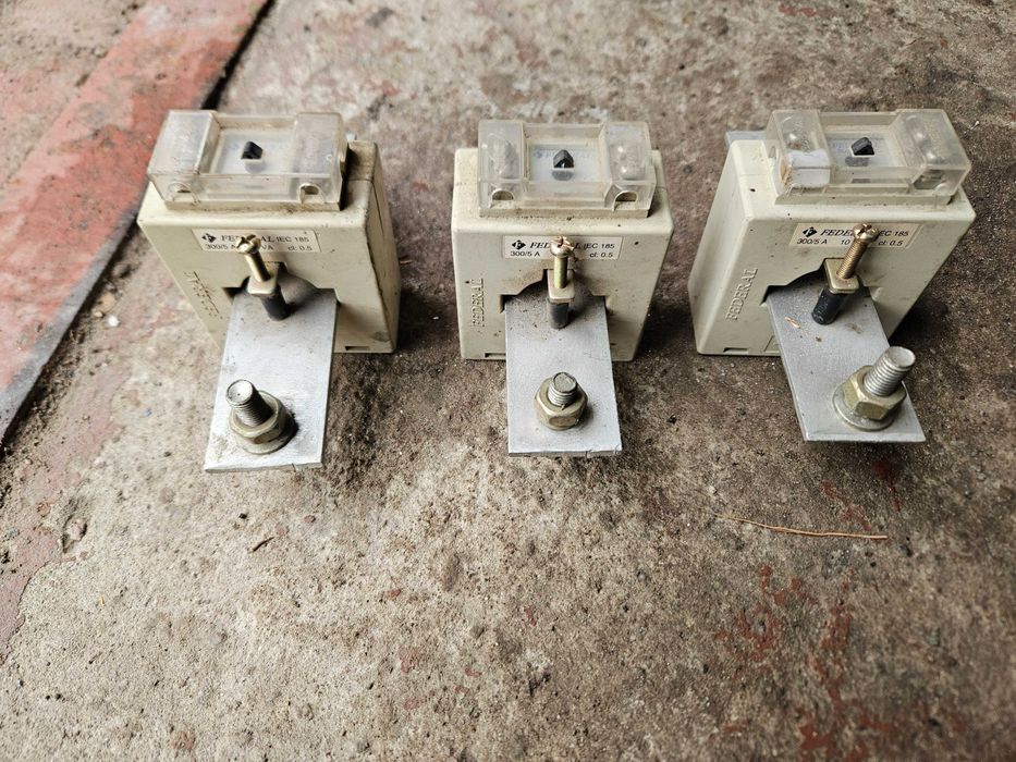 Трансформаторы тока 300/5