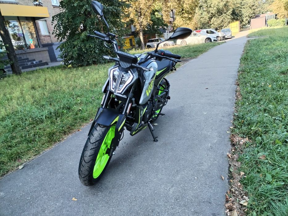 Мотоцикл GEON VERTEX 300