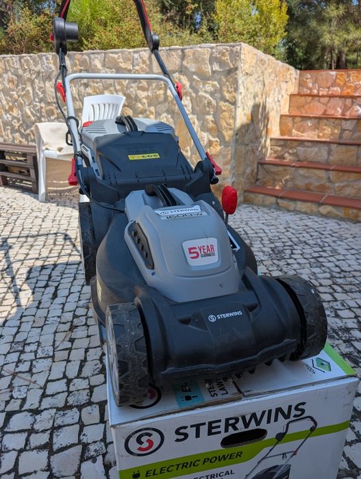 Máquina de Cortar Relva - Sterwins