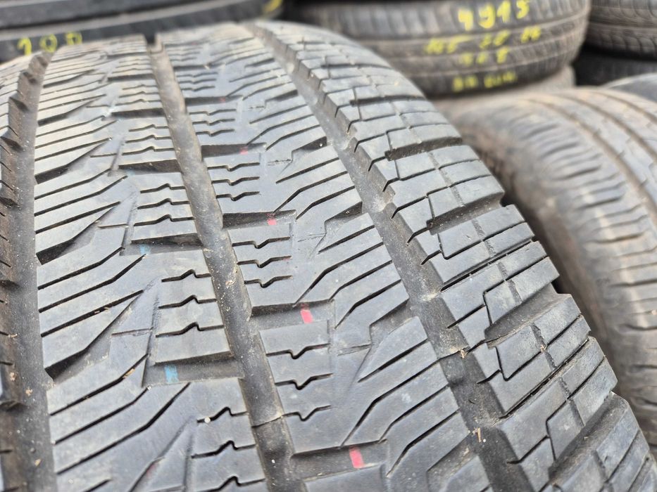 Continental VanContact 4Season 235/65r16c 121/119R N4729