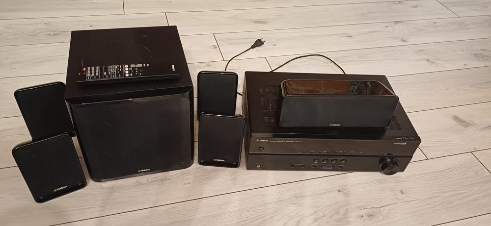 Zestaw kino domowe yamaha HTR-2064