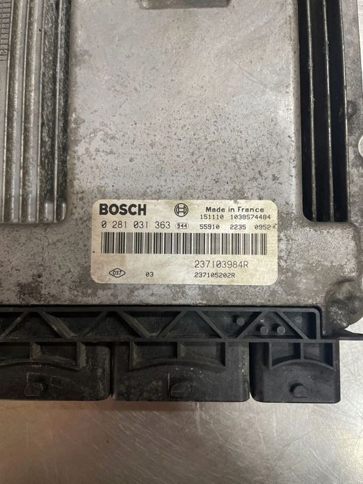 Sterownik Silnika Ecu Opel Vivaro Renault Trafic 1.6 237103984R