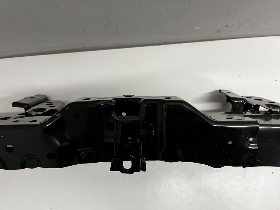 Pas przedni górny/doly TOYOTA RAV4 V 18-