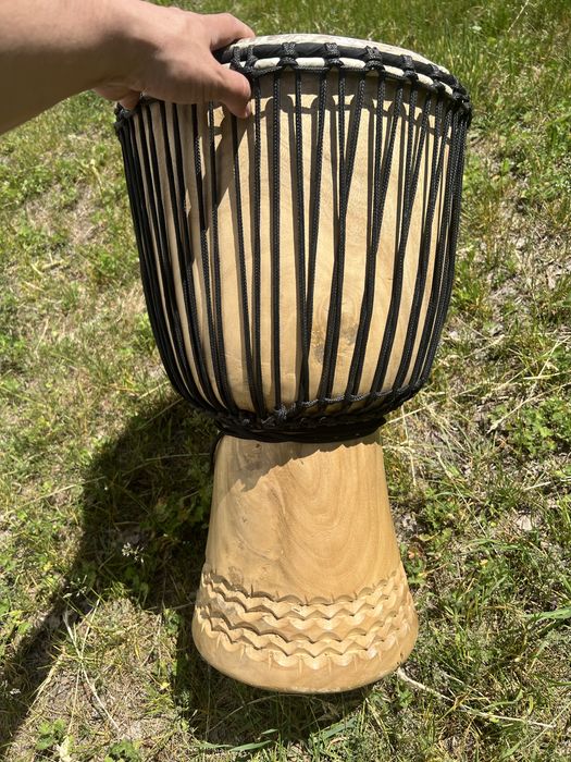 Duży bęben Afrykański z Gwinei, Gmelina, 34 cm srednicy, pokrowiec gratis!