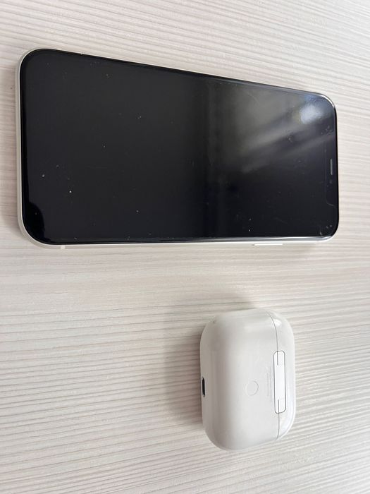 iPhone 11  OKAZJA | Stan BDB |