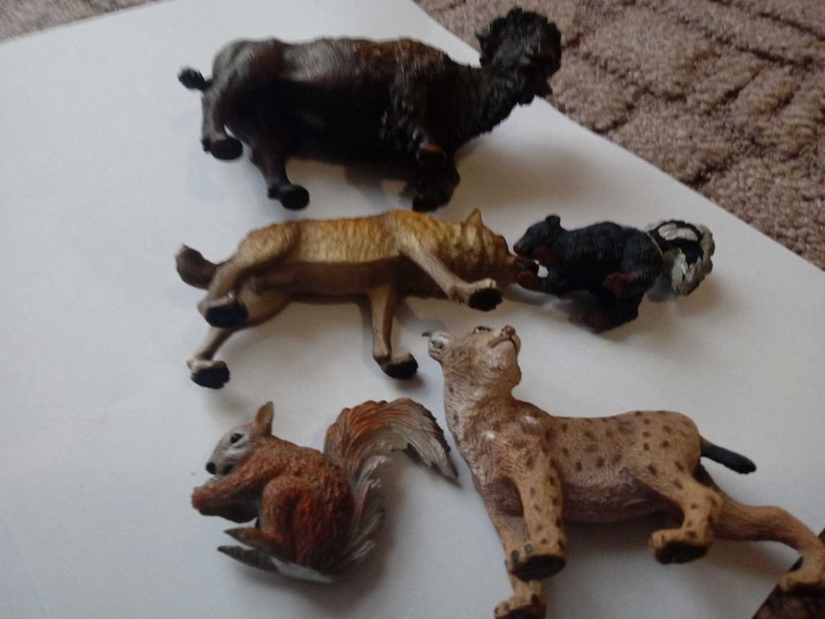 Zestaw zwierząt leśnych firmy Collecta nr 1. Stan idealny.