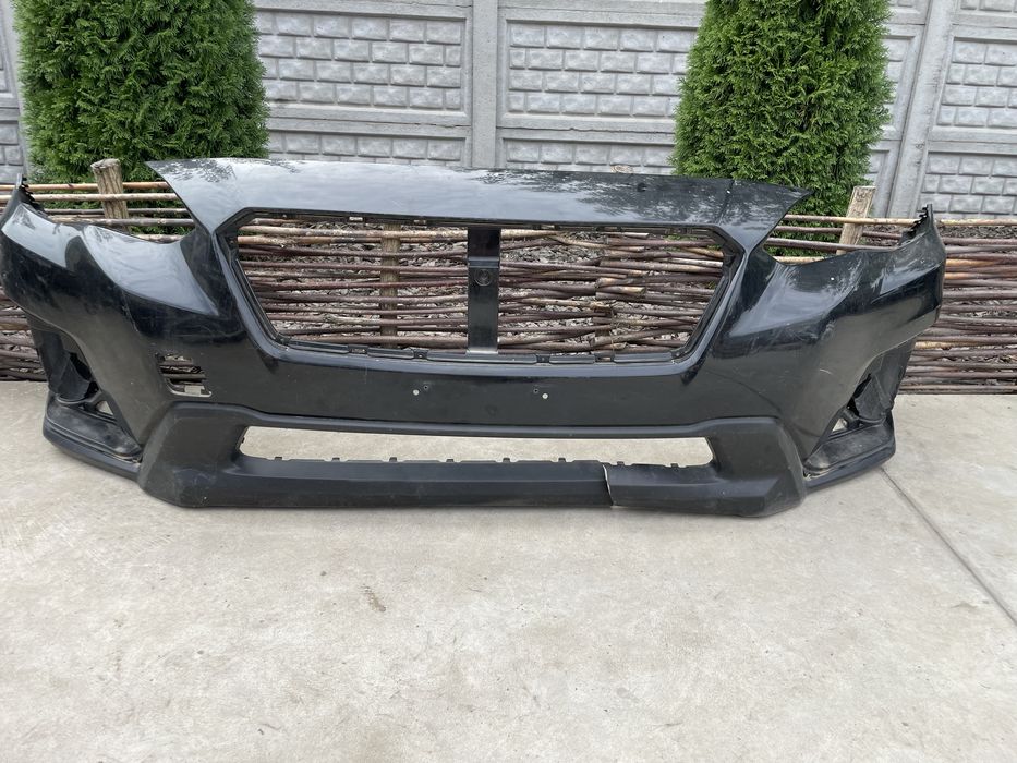 Передній бампер  Subaru XV Crosstrek  2017-2018-2019-2020
