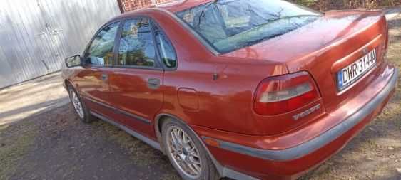 Volvo S 40  1731 cm3 1999 rok