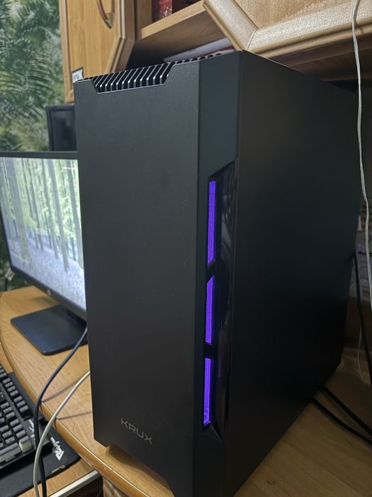 Komputer do gier(gamingowy) + monitor 144Hz + akcesoria
