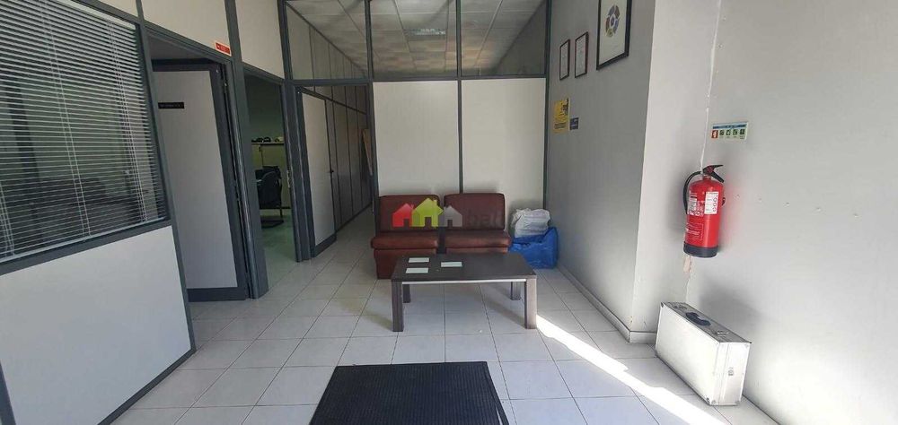 Escritório, Espaço Comercial ou Armazém polivalente no Montijo