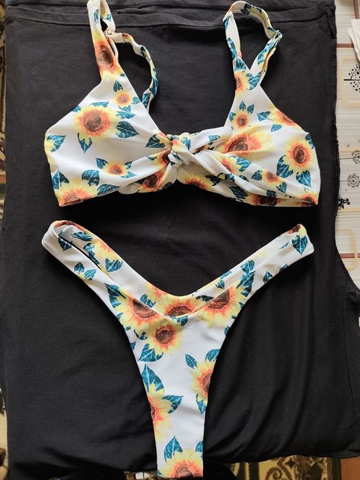 Яскравий купальник, розмір S