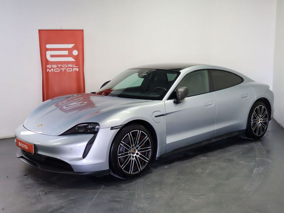 Porsche Taycan Standard