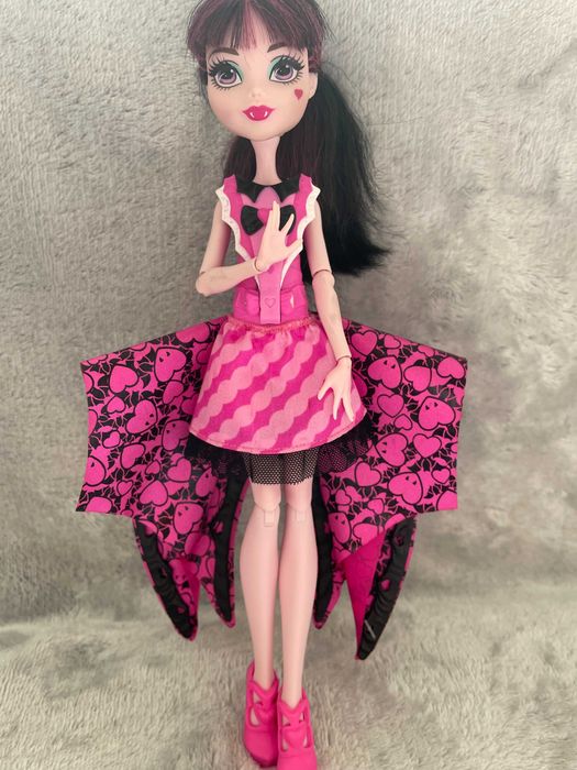 Draculaura Wampiskrzydła Monster High Mattel