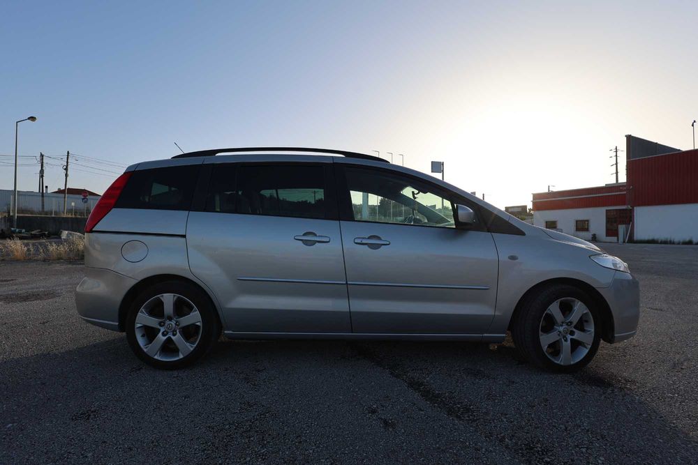 Mazda 5 - 7 Lugares – Em Excelente Estado