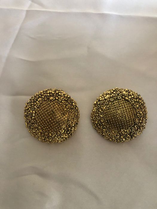 Brincos vintage vistosos