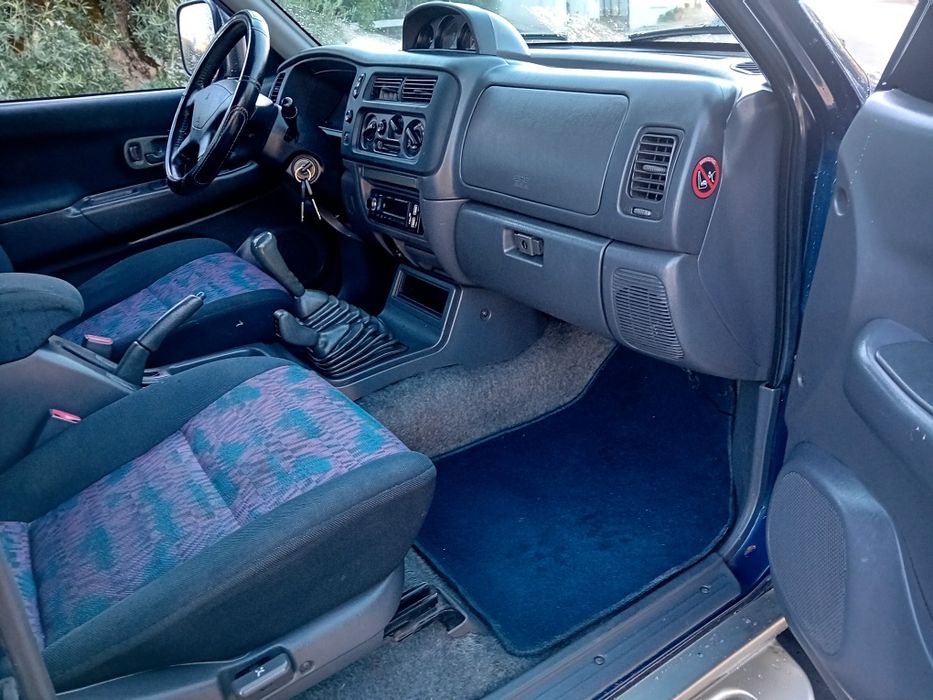 Mitsubishi pajero sport wagon