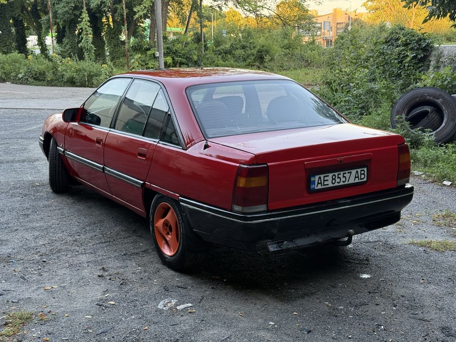 Opel Omega A.  1.8 газ/бенз.
