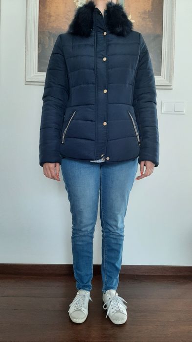 Casaco de Inverno com gola em pêlo