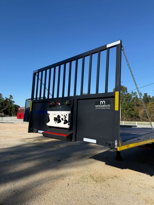 Semi-reboque porta-contentores Krone