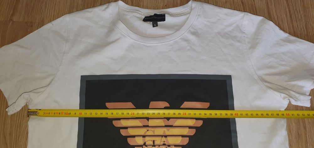 Koszulka T-SHIRT Armani rozmiar S/M biała