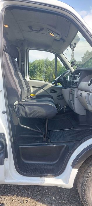 Sprzedam wywrotkę RENAULT MASTER 2005r.
