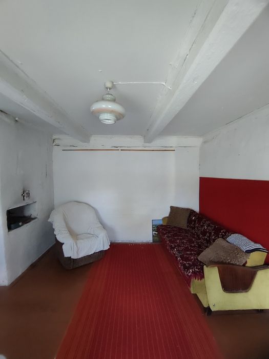 Продаж будинку з земельною ділянкою в с.Баранівка