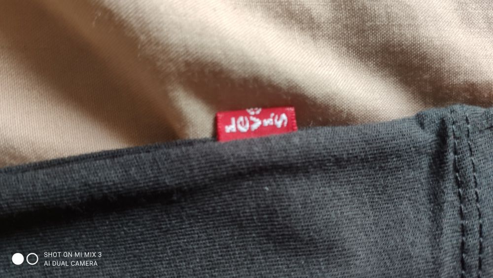 Levi's dwupak t-shirt czarny i czerwony rozm XL