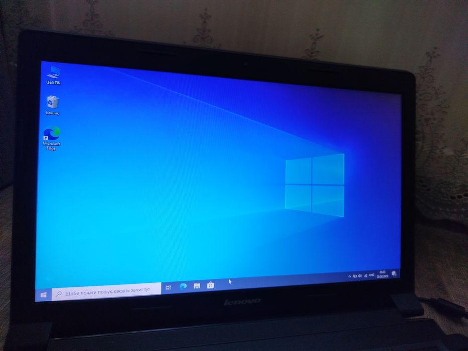 Для навчання та роботи Hоутбук Lenovo B 5400/Процесор двоядерний Pentium 2.30GHz/Оперативна пам'ять 8GB/ОС Windows 10Pro /HDMI,Bluetooth,WI-FI