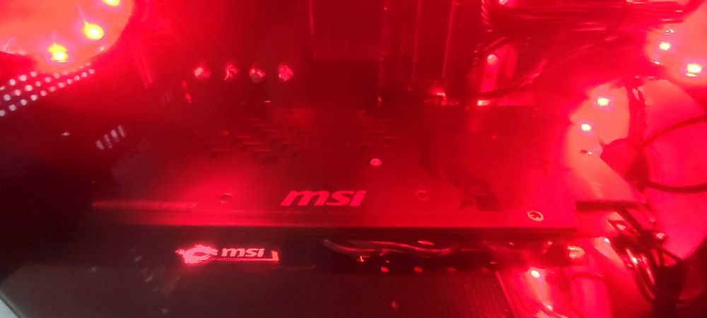 Прода видеокарту MSI GeForce GTX 1060 GAMING X 6G