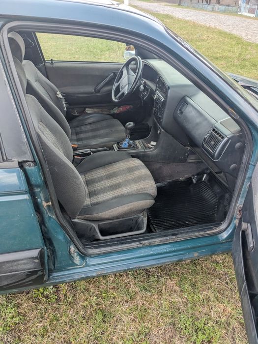 Volkswagen Passat B3