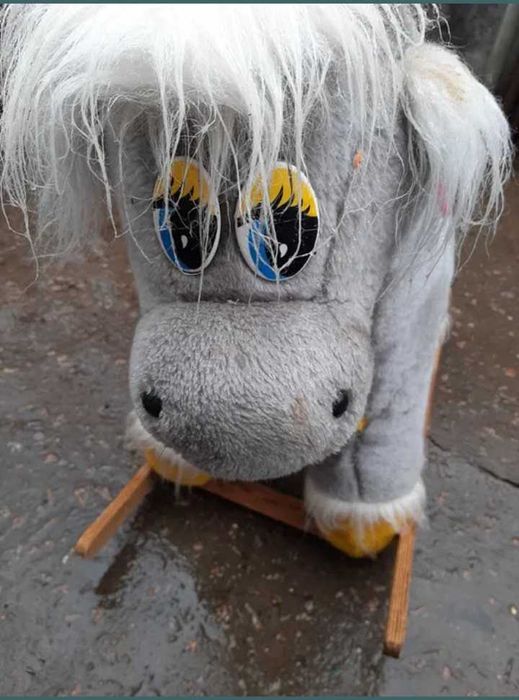 Продам игрушку конёк-горбунок