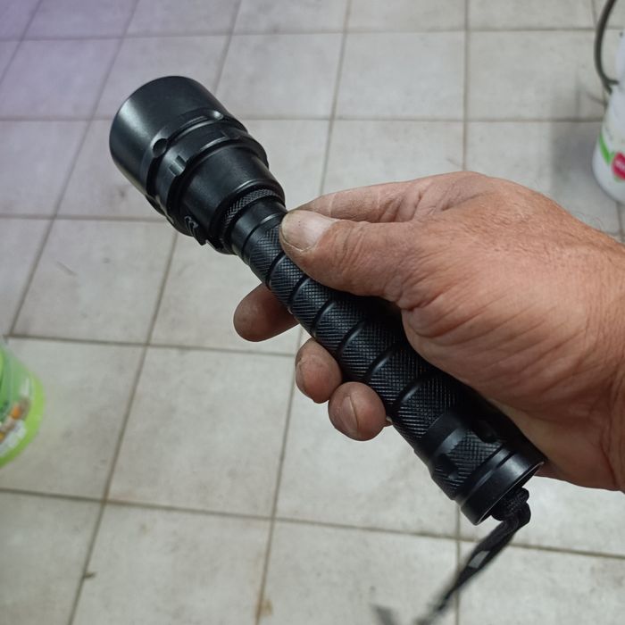 Lanterna de mergulho64751032350209120