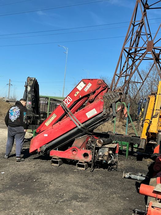 Кран маніпулятор HMF 2824/6